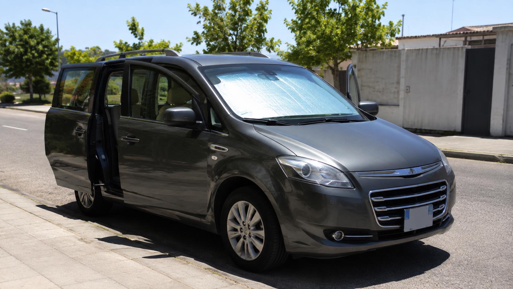 rashlađivanje automobila, klima u automobilu, letnja vožnja, automobil leti, saveti za vozače, laganica, laganica.rs