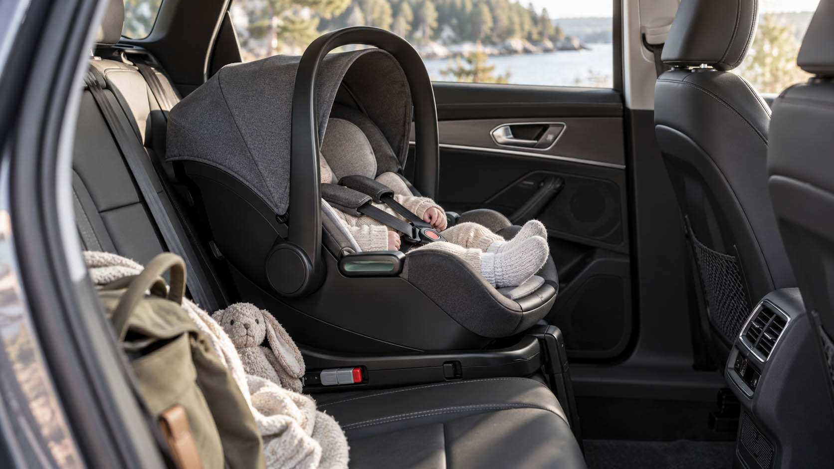 autosedište za bebu, sedište za novorođenče, i-Size, R129, ISOFIX, visina deteta, težina deteta, bezbednost dece u automobilu, dečje sedište, laganica, laganica.rs